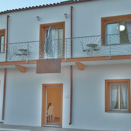B&B Sole E Luna San Teodoro  Exterior photo