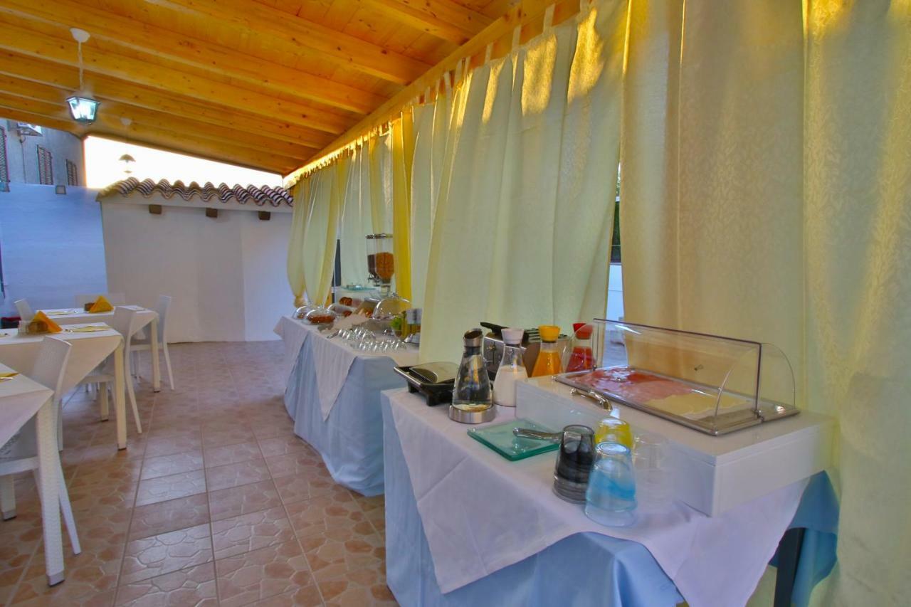 B&B Sole E Luna San Teodoro  Exterior photo